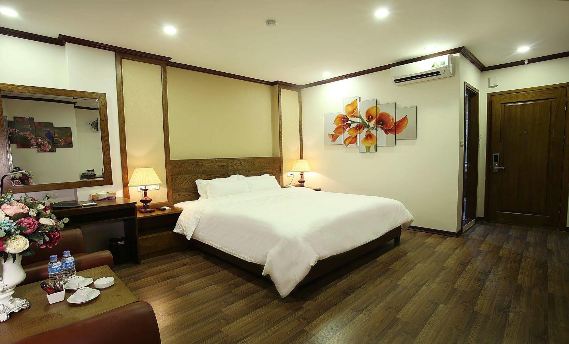 Hotel West & Hanoï